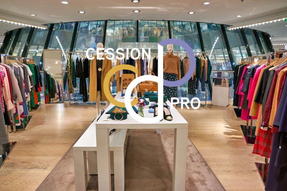 LOCAL COMMERCIAL DE 300 M&sup2; A LOUER SUR EMPLACEMENT PREMIUM EN CENTRE COMMERCIAL A AVIGNON 9450 84000 Avignon