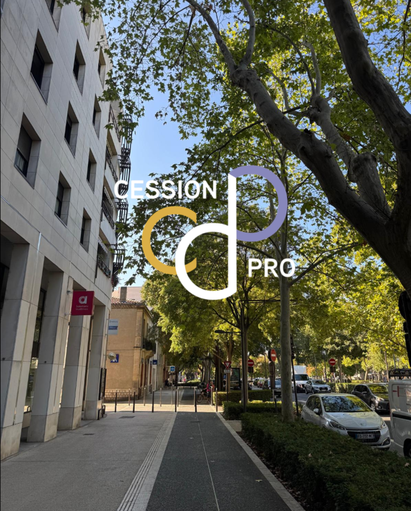 PLATEAU DE BUREAUX DE 104M&sup2; A CEDER SUR L'AVENUE JEAN JAURES A NIMES 218400 30000 Nimes