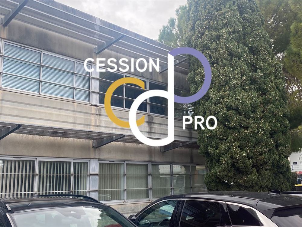 BUREAUX D'ANGLES LUMINEUX DE 58 M&sup2; A LOUER N&Icirc;MES VILLE ACTIVE 650 30900 Nimes