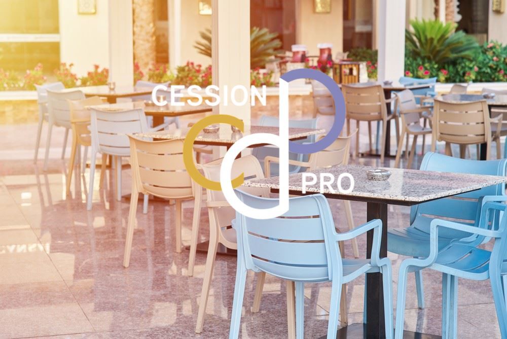 RESTAURANT A CEDER SUR UN AXE TRES PASSANT ET TOURISTIQUE DU CENTRE D'ARLES 100800 13200 Arles