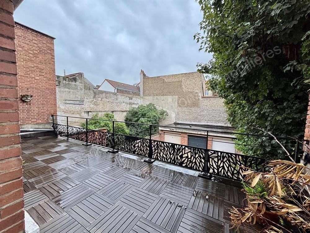 Appartement meublé grande terrasse