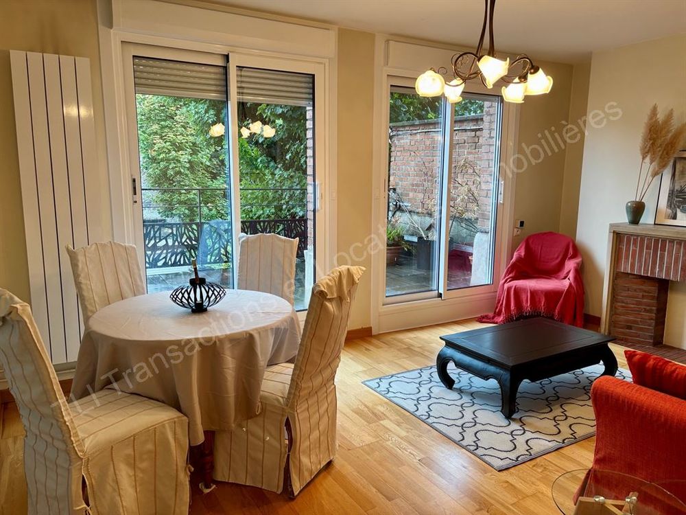 Appartement meublé grande terrasse