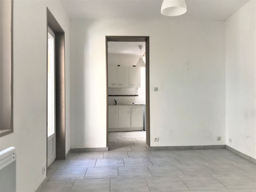  Charmant appartement 1 chambre - RDC - cour privative - Hyper-centre de Valenciennes