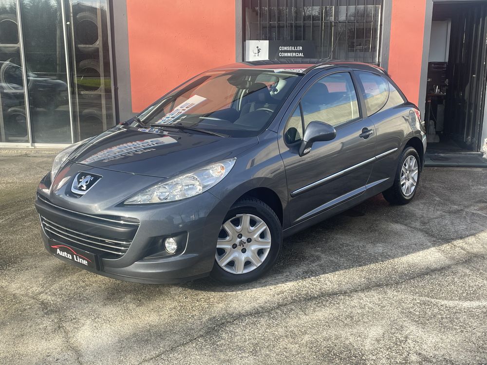 AUTO LINE Peugeot 207 1.4 VTi 95ch Premium PlaisanceduTouch 31830