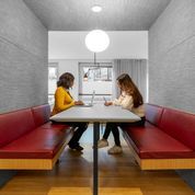 De magnifiques bureaux sur mesure pour 3&nbsp;personnes &agrave; Paris, Spaces Etoile 2779 75008 Paris