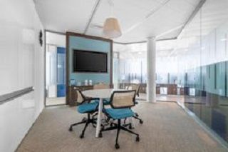 Acc&egrave;s tout inclus &agrave; des espaces de bureau professionnels pour 10 personnes &agrave; STOP & WORK VERSAILLES CHANTIER 4289 78000 Versailles