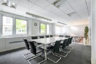 Espace de bureau ouvert tout compris pour vous-m&ecirc;me et votre &eacute;quipe &agrave; Paris Pont de Neuilly 195 3209 92200 Neuilly-sur-seine
