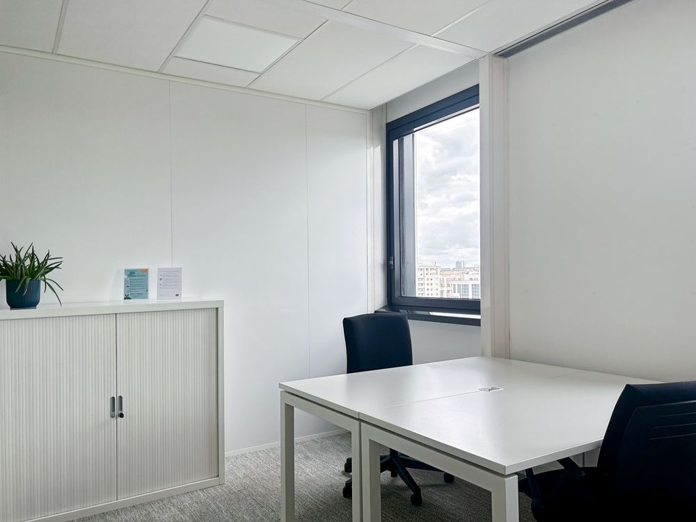 Espace de bureau priv&eacute; pour 2 personnes &agrave; Rueil Malmaison Plaine Gare 972 92500 Rueil-malmaison