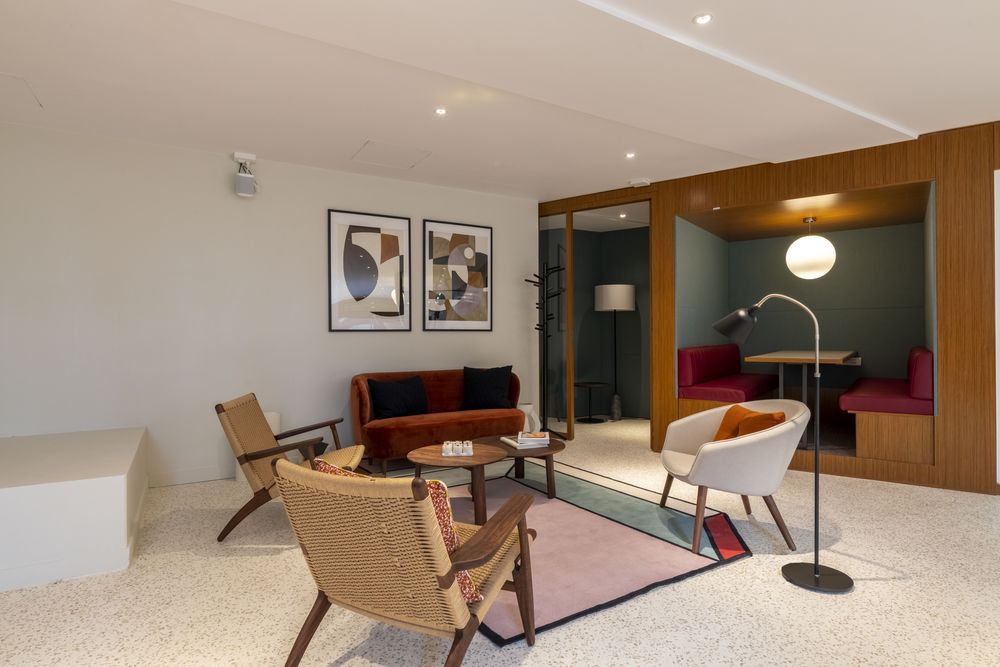 Acc&egrave;s illimit&eacute; au coworking space de Signature 185 CDG 99 92200 Neuilly-sur-seine