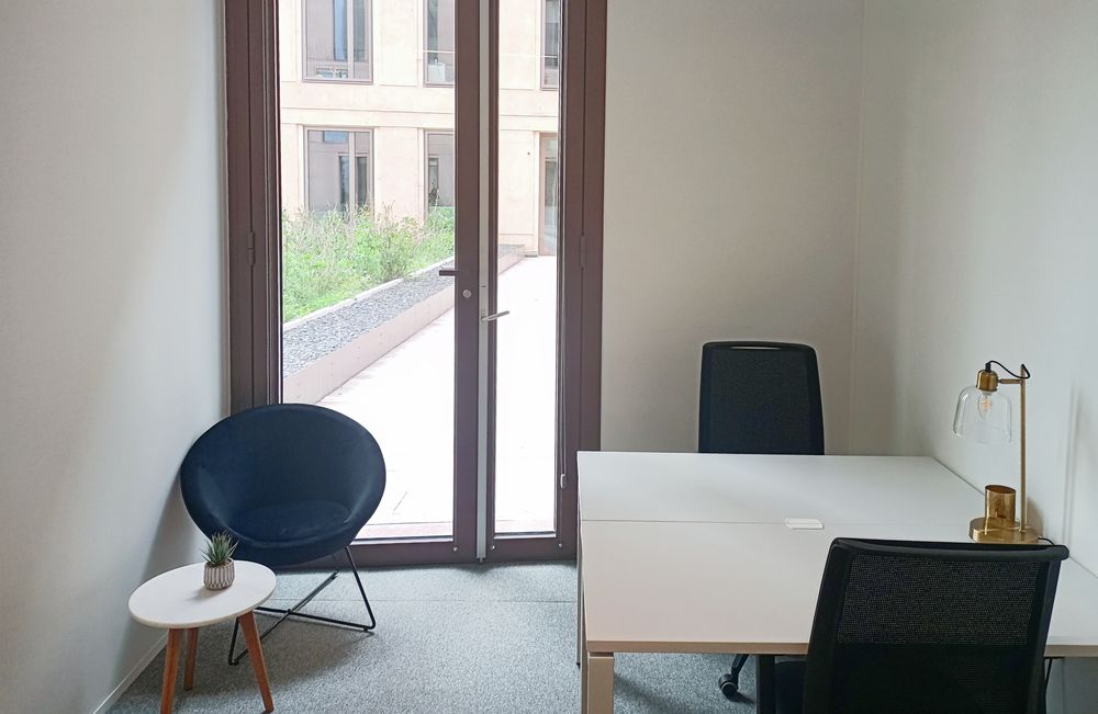 Trouvez un bureau &agrave; Nantes, Amazing Amazones  pour 2&nbsp;personnes avec prise en charge compl&egrave;te 699 44000 Nantes