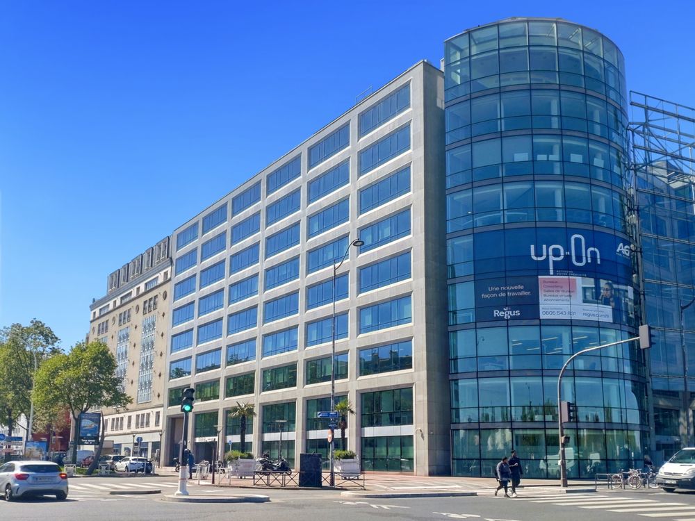 Trouvez un espace de bureau &agrave; Montrouge, Up On  pour 1 personne o&ugrave; tout est pris en charge 579 75014 Paris