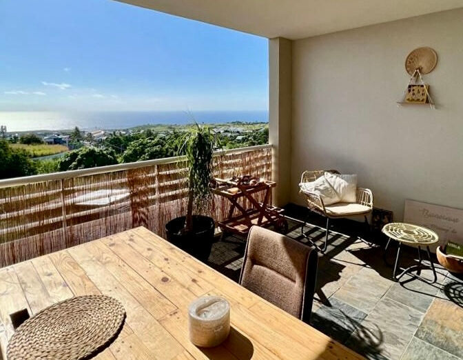 ORPI - Saint Gilles Les Hauts Appt Duplex 4 pièce(s) 95.53 m2 VUE MER