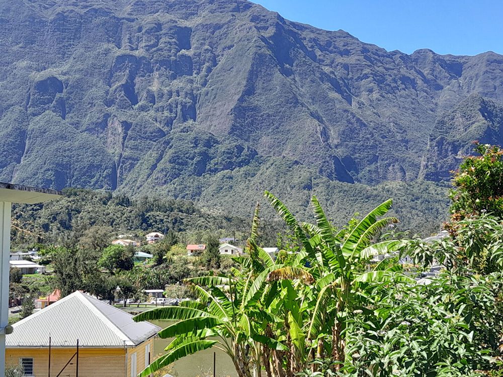 ORPI CENTRE VILLE DE CILAOS - Terrain de 863 m2