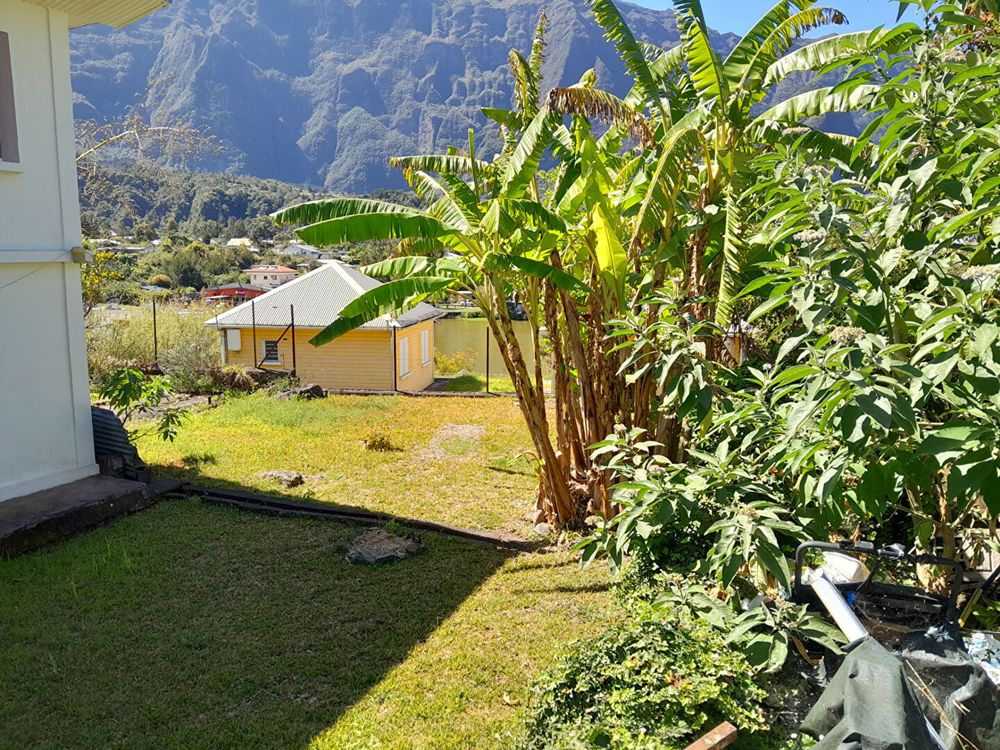 ORPI CENTRE VILLE DE CILAOS - Terrain de 863 m2