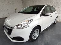 Peugeot 208 HDi75 Active NAV Carplay, android auto... 14900 14900 79170 Secondign-sur-Belle