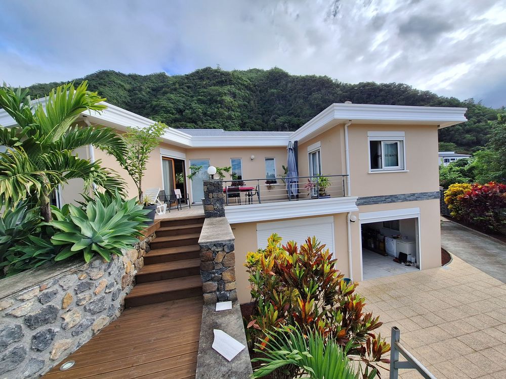 ORPI - ENTRE-DEUX MAISON 91M²