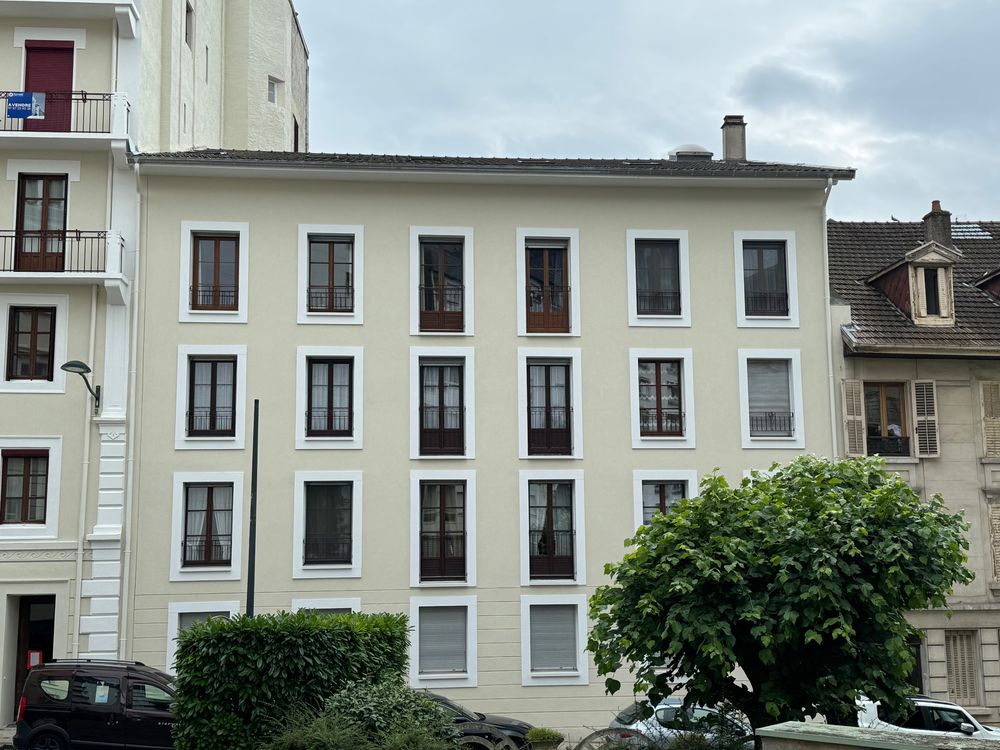 URGENT Aix hypercentre bel appartement de 134m²