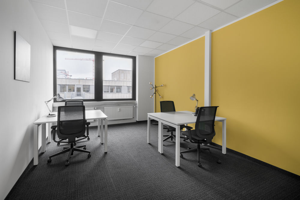 Acc&egrave;s tout inclus &agrave; des espaces de bureau professionnels pour 3 personnes &agrave; Cachan, Avenue Aristide Briand 849 94230 Cachan