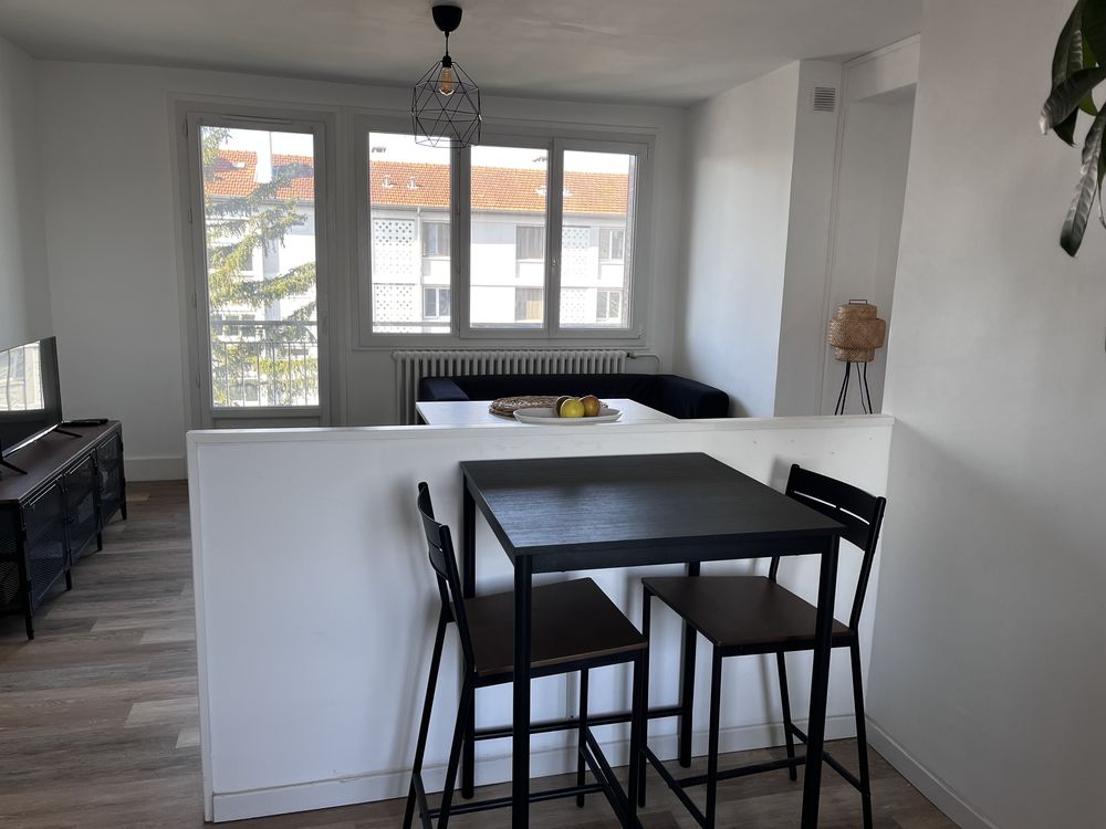 Chambre meublée dans très belle colocation - Lyon 8e