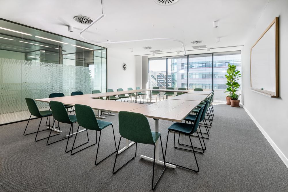 Location de bureau priv&eacute; enti&egrave;rement &eacute;quip&eacute; pour vous et votre &eacute;quipe &agrave; Spaces Cambronne 3849 75015 Paris