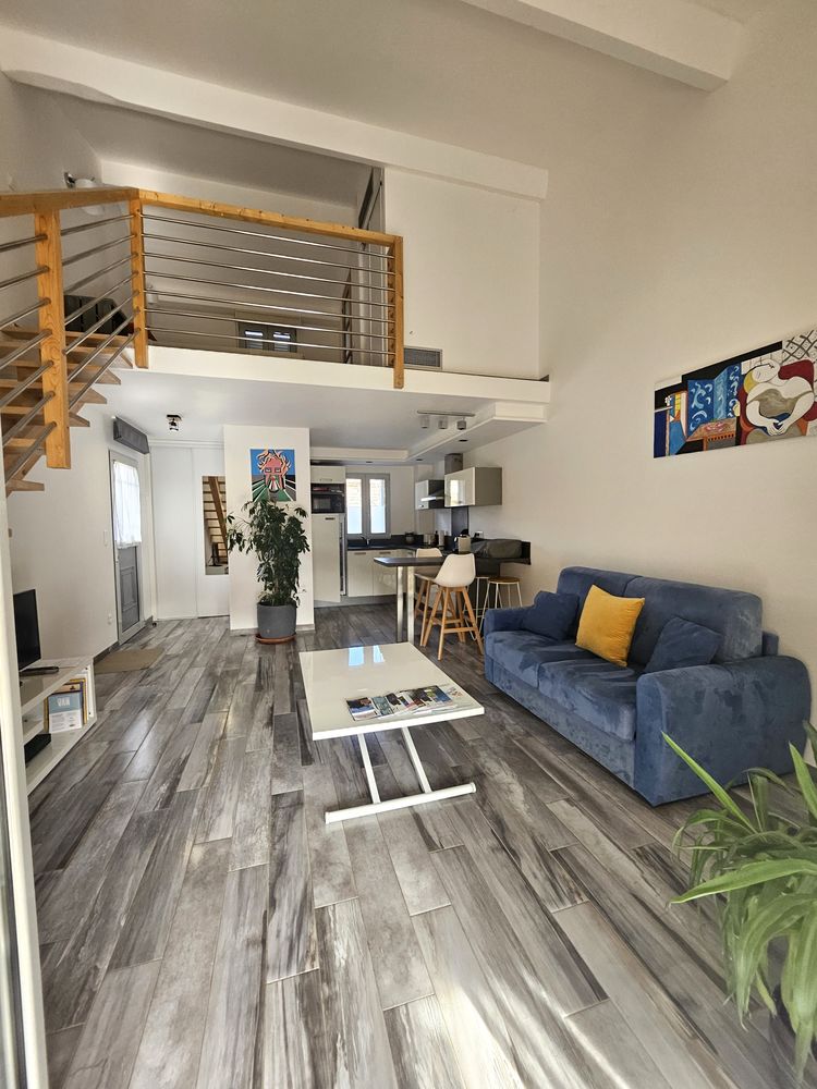 Maison dans village, idéale pour activité touristique