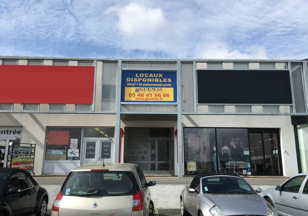 Local commercial 1420 m&sup2; Beaulieu 13500 17138 Puilboreau