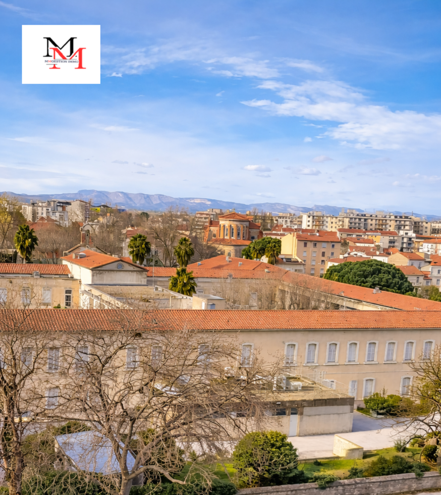 DUPLEX 105 m² - DERNIER ÉTAGE - TERRASSE - ASCENSEUR - PARKING