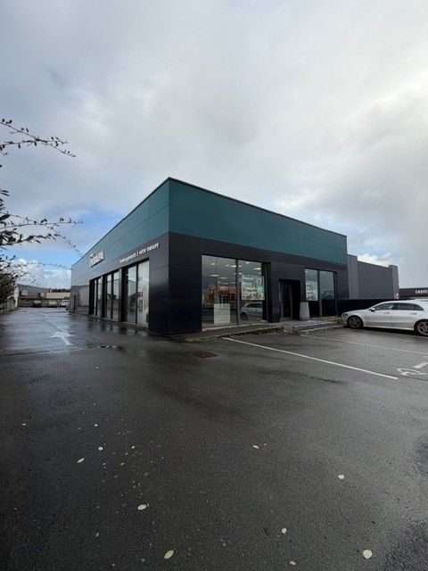Local commercial 474 m&sup2; Angoulins 6250 17690 Angoulins