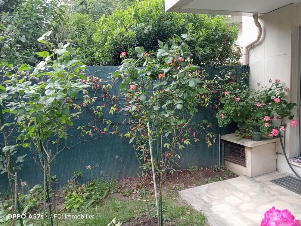 APPARTEMENT +jardin résidence standing viager dame 98 ans