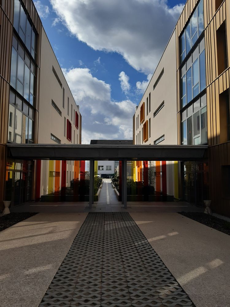 BUREAUX A LOUER - AMIENS SUD - de 110 &agrave; 530 m&sup2; environ 1512 80480 Dury