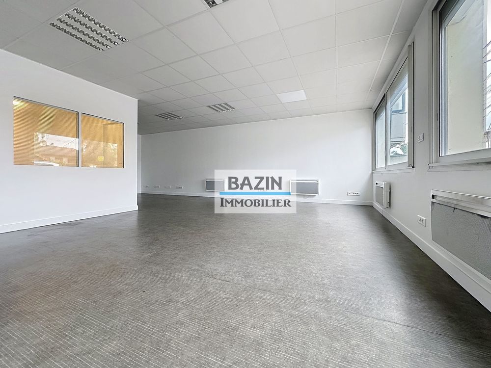 local commercial 2100 91700 Sainte-genevi�ve-des-bois