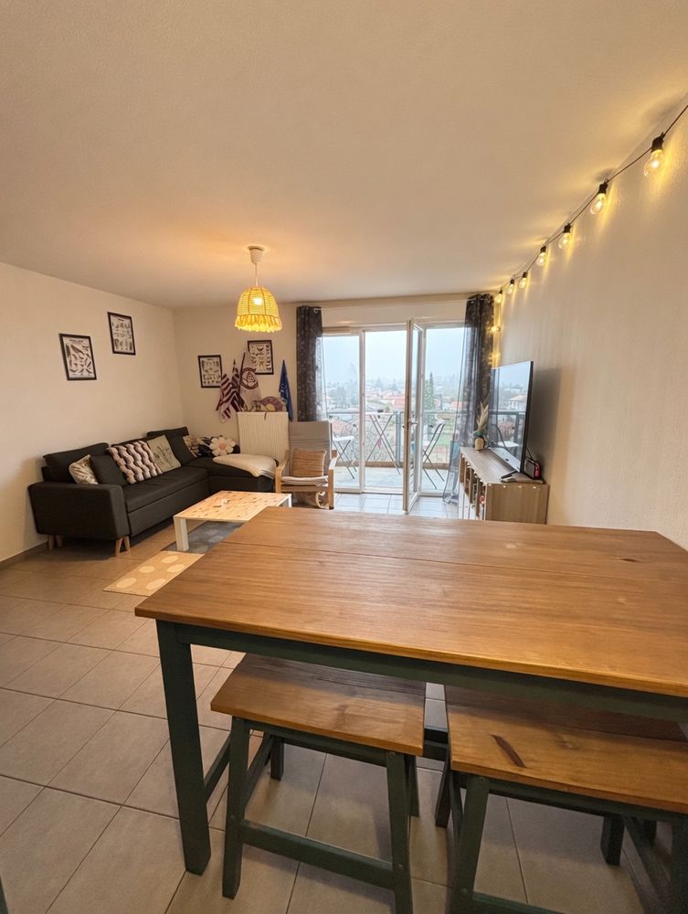 Lumineux Appartement T2 à Cenon