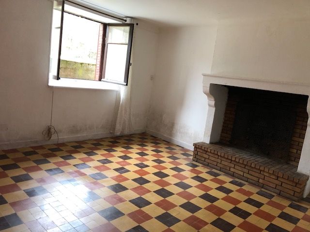 MAISON ANCIENNE A RENOVER