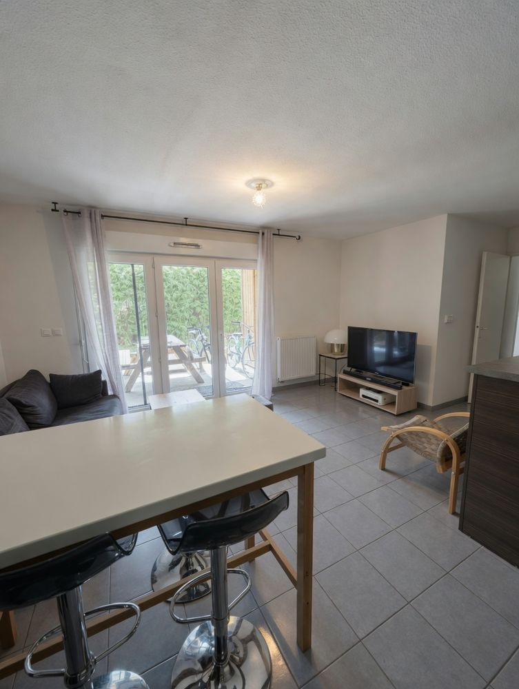 Agréable appartement avec jardinet