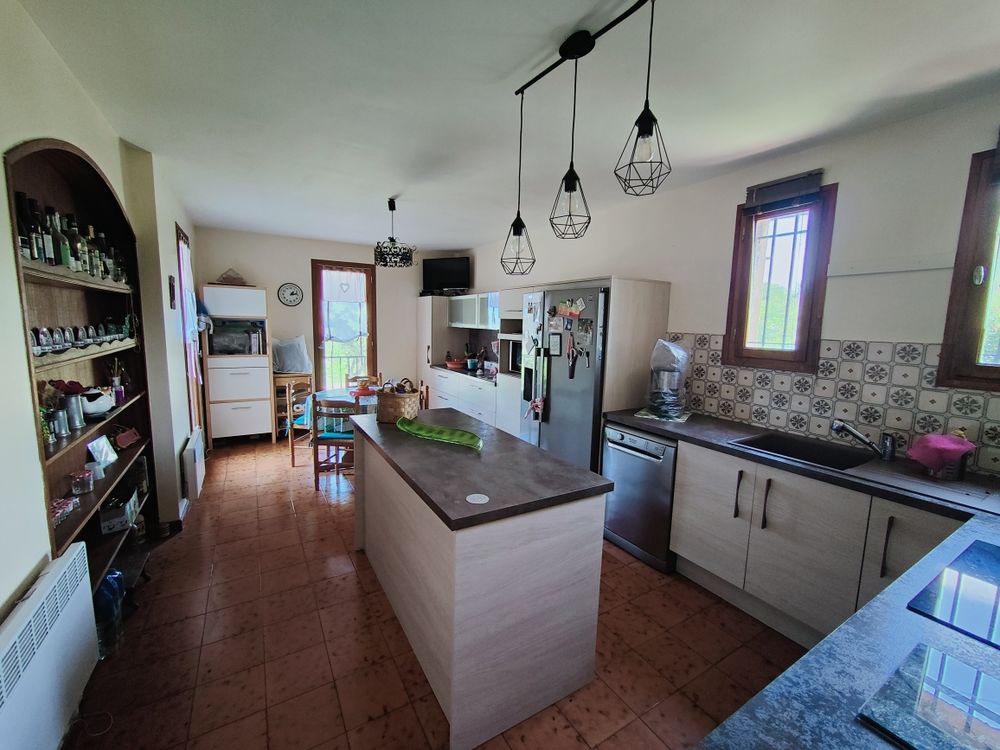 Rare : Villa type 6 à proximité des plages
