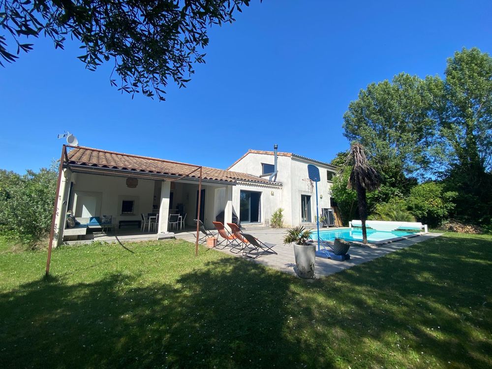 Maison avec piscine à GUILHERAND-GRANGES