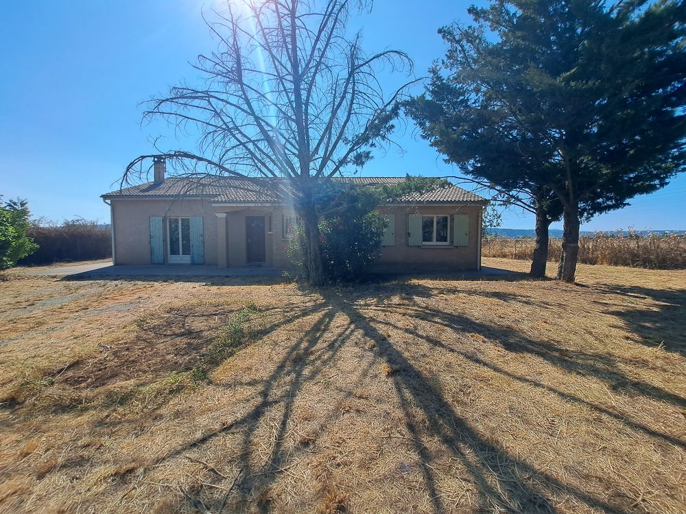 Maison 5 pièces à louer à CHATEAUNEUF SUR ISERE.