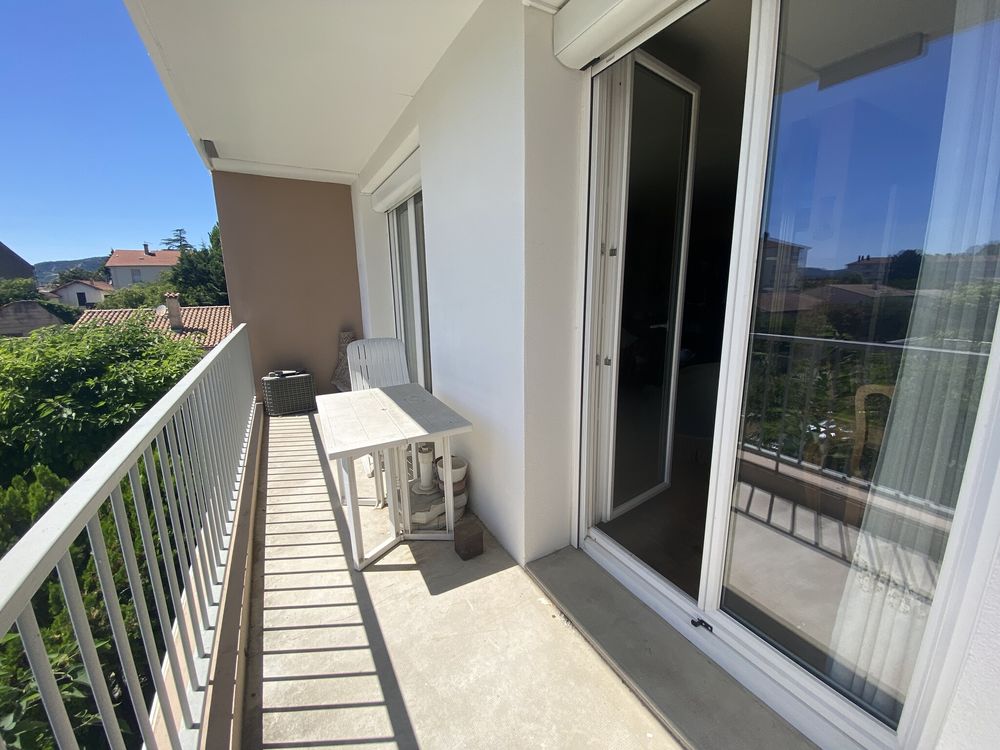 APPARTEMENT T3 DE 66.30 M² A CHATEAUVERT