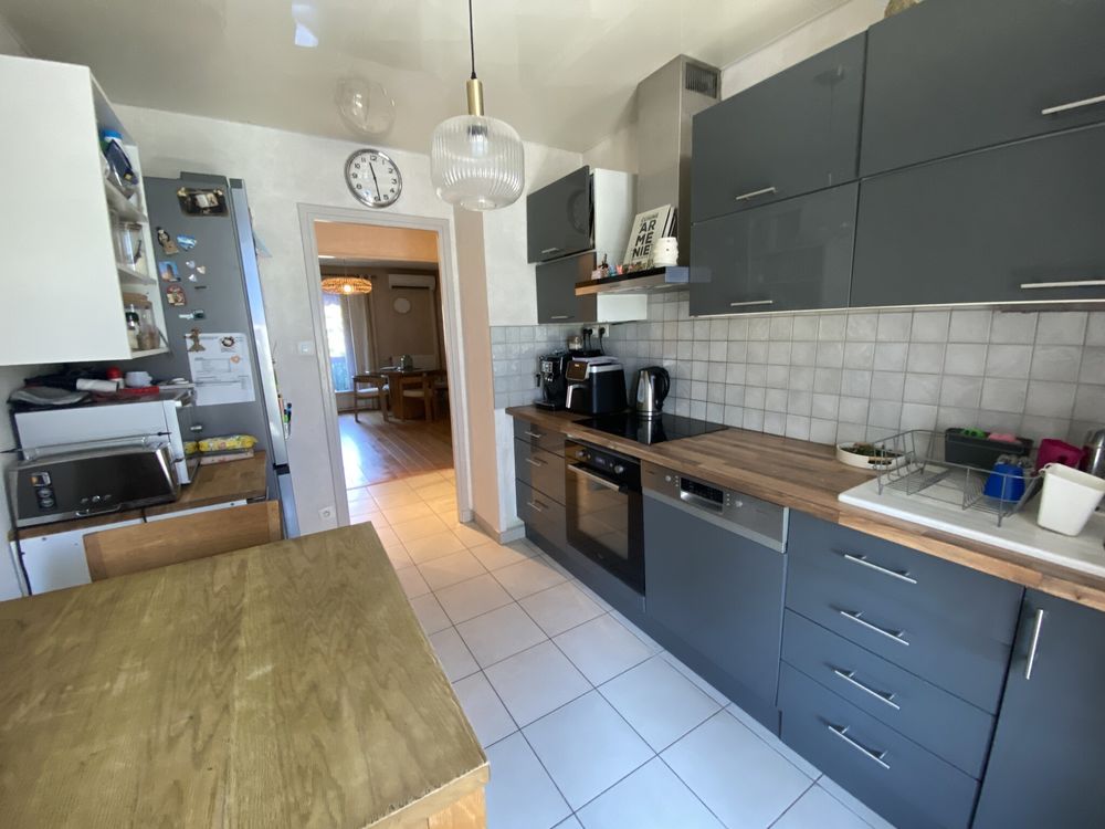APPARTEMENT T3 DE 55.76 M² A BOURG-LES-VALENCE