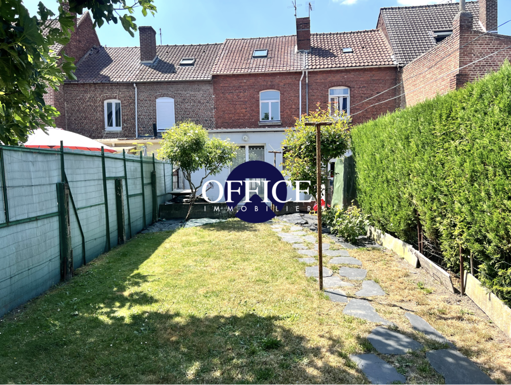 Maison 1930 en briques 4 Chambres  90 m²  Jardin  Fort potentiel  Lens