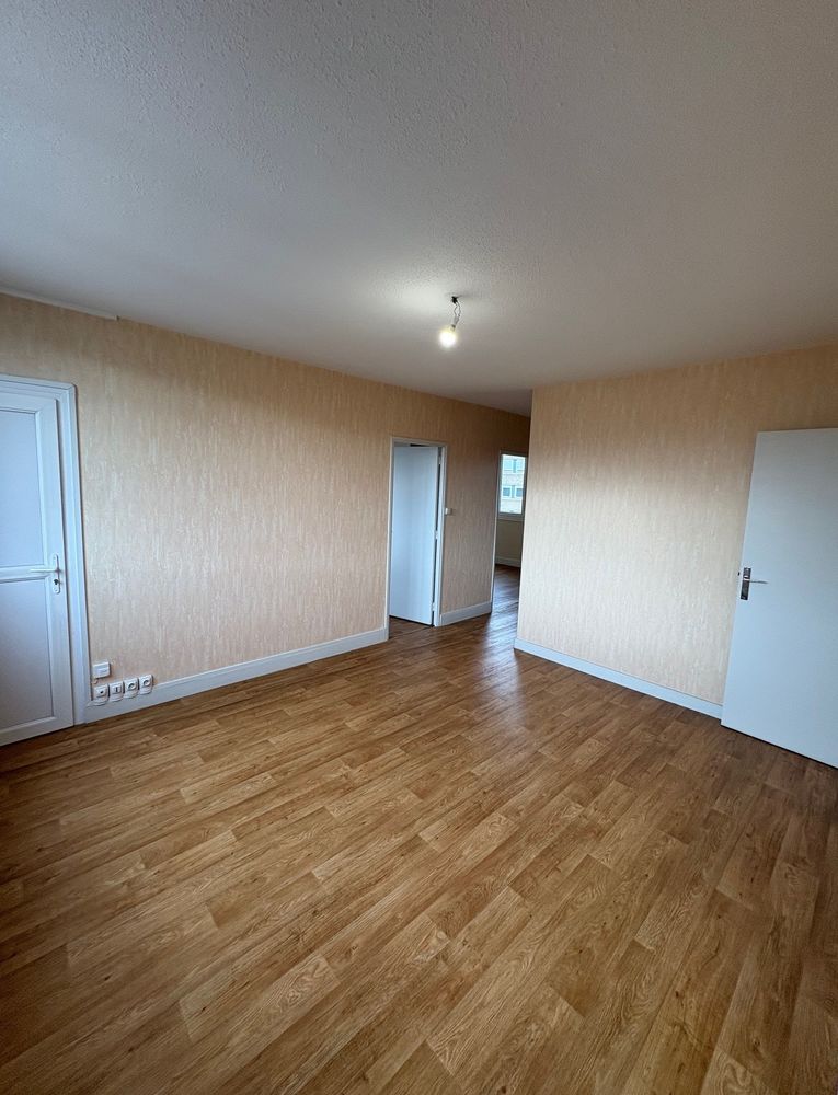 T4 avec balcon - Quartier Butte