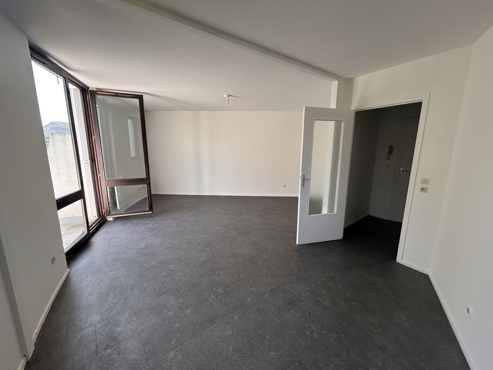 T4 DUPLEX + BALCON