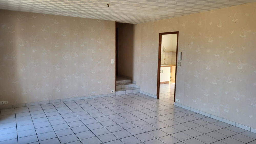 Pavillon de plain -pied avec terrain