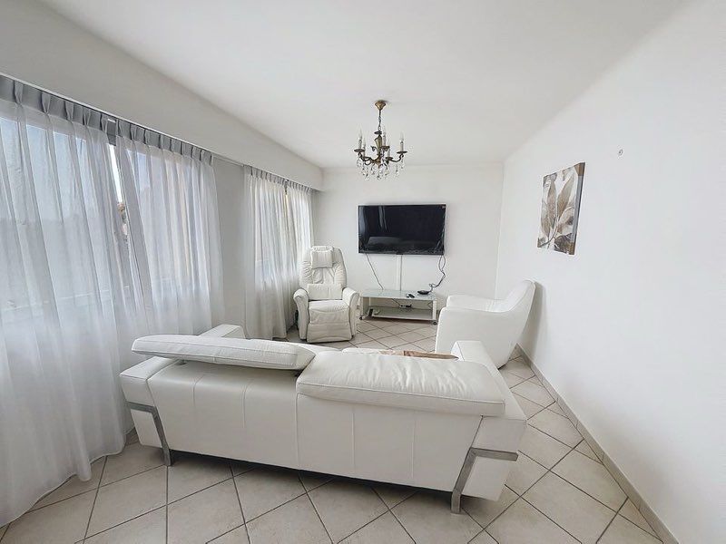 CANNES CENTRE CARNOT -T4 de 100m2 - ideal pour grande famille