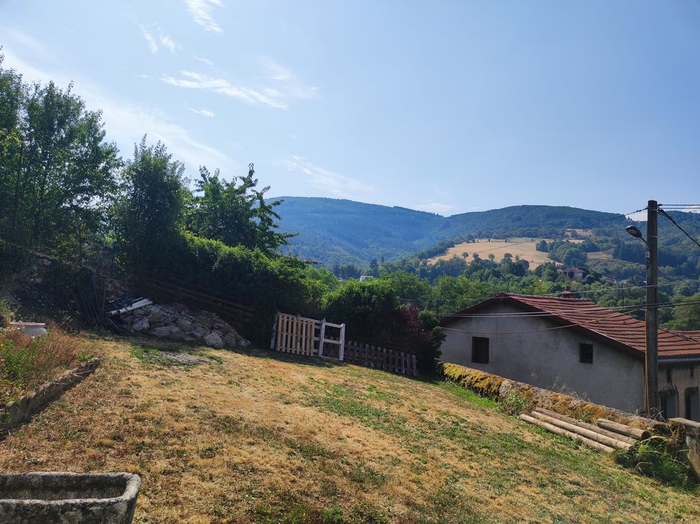 Maison de village 3 pièces avec jardin de 300 m², terrasse, garage