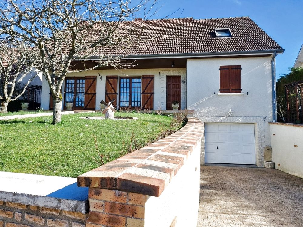 PAVILLON ARNAY-LE-DUC