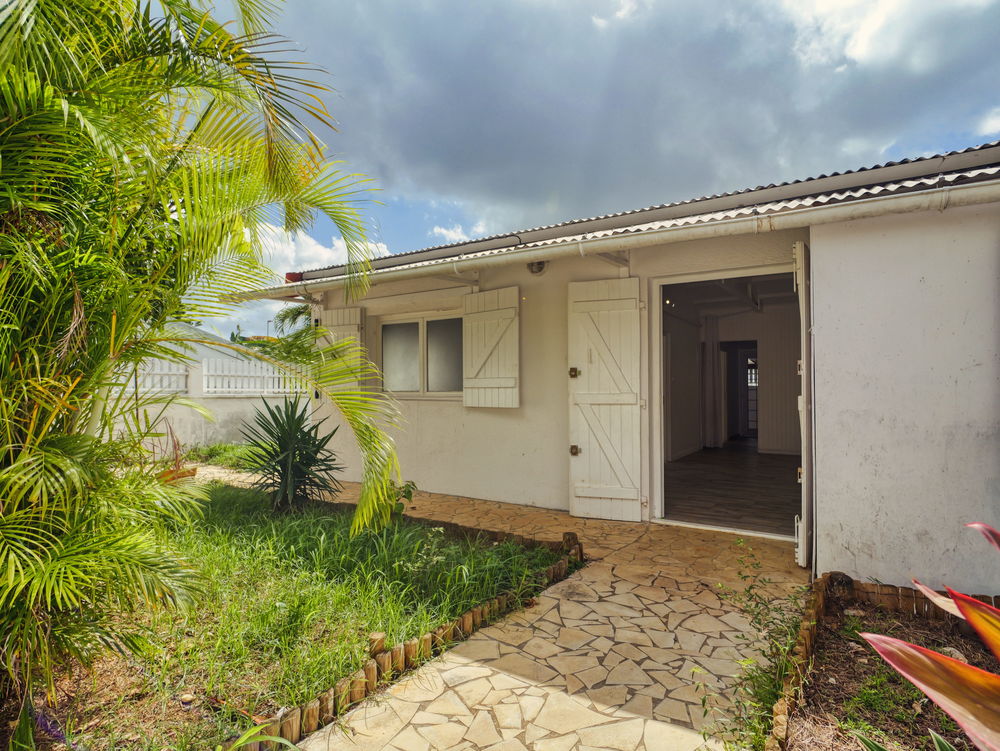 Maison en location Baie-Mahault