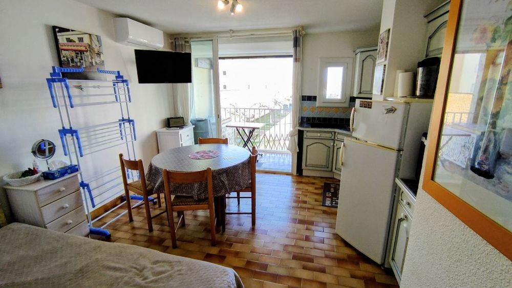 LE CAP D'AGDE : Secteur île des pêcheurs, (vue port) appartement T2 + PARKING PRIVATIF.
