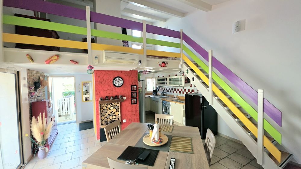 LE CAP D'AGDE: Résidence située directement aux abords de la plage de la Roquille, résidence calme de standing: Villa 4 pièces / mezzanine / 2 terrasses.