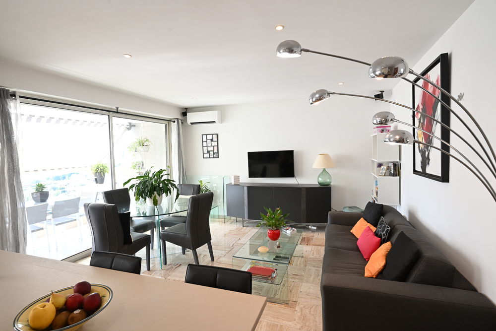 VENCE PROCHE CENTRE 2 PIECES